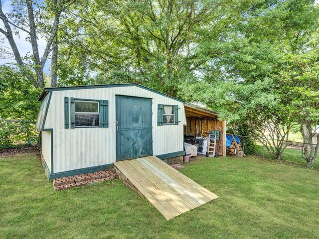 Photo of 205 Oxmoor Drive