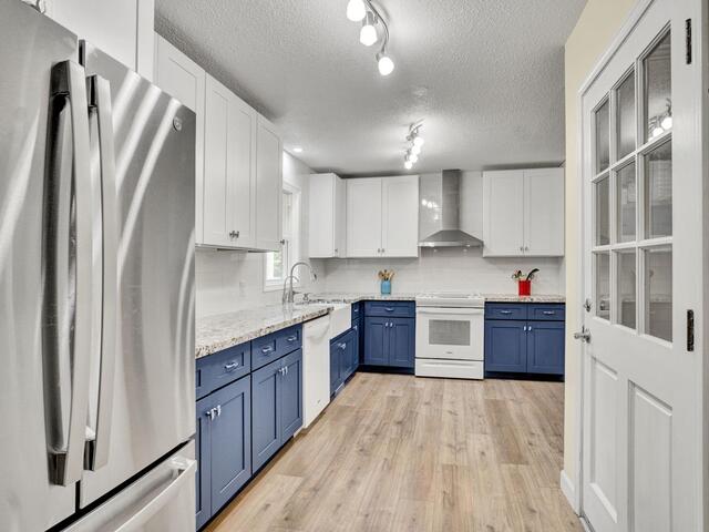 Photo of 205 Oxmoor Drive