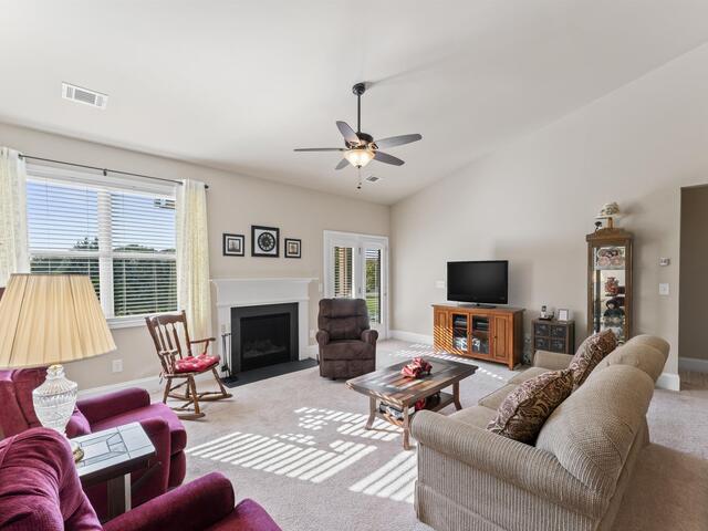 Photo of 1003 Hillcrest Court