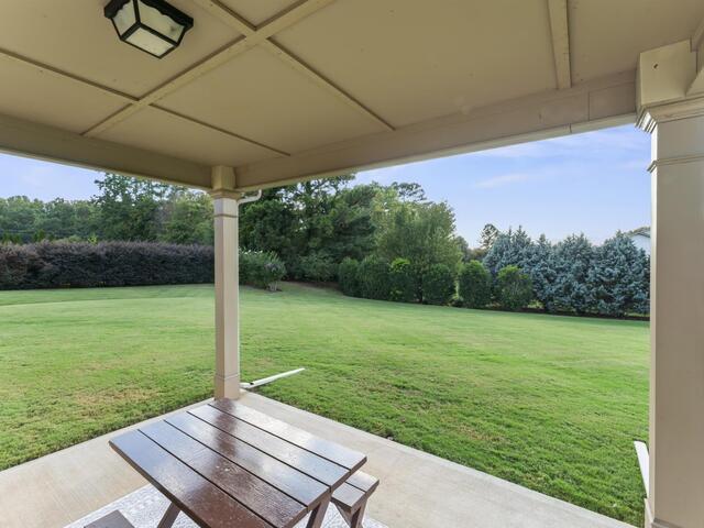 Photo of 1003 Hillcrest Court