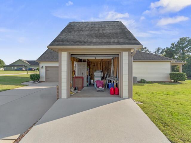 Photo of 1003 Hillcrest Court