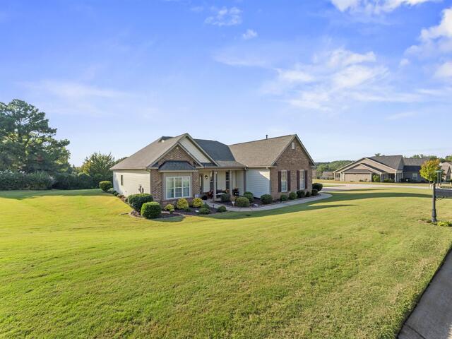 Photo of 1003 Hillcrest Court