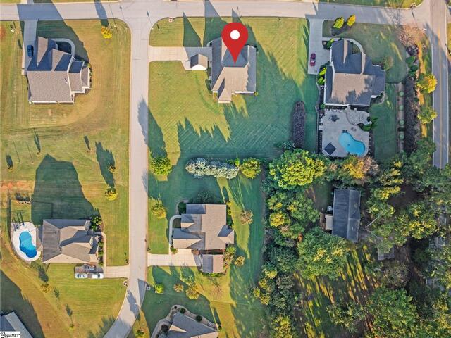 Photo of 1003 Hillcrest Court