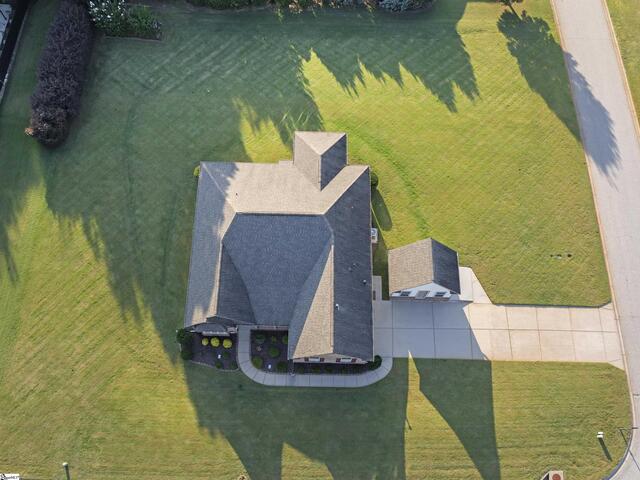 Photo of 1003 Hillcrest Court