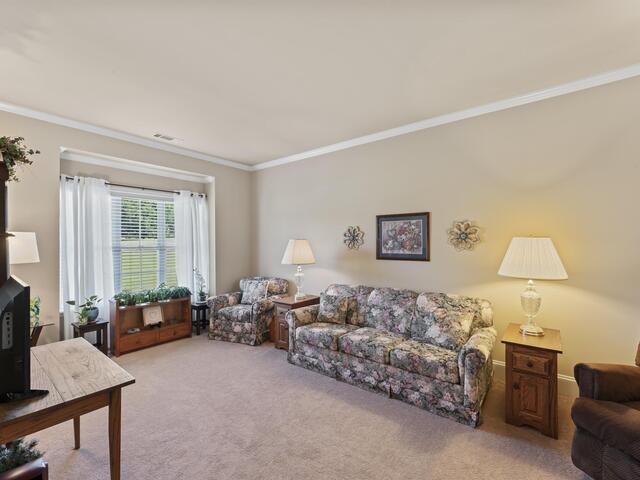 Photo of 1003 Hillcrest Court