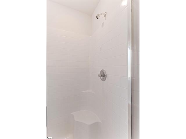 Photo of 445 Grantham Court