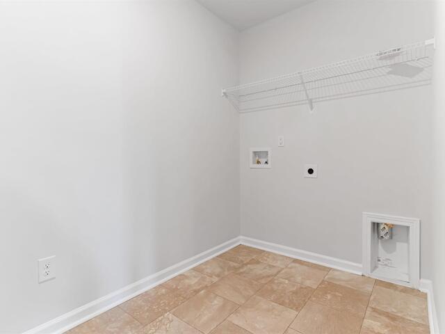 Photo of 445 Grantham Court