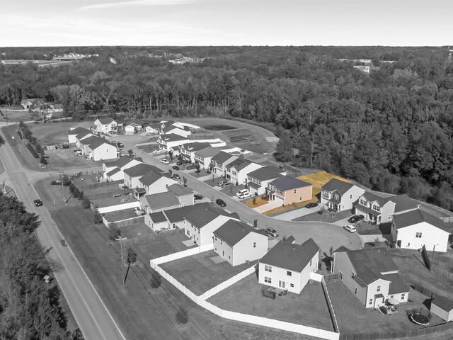 Photo of 445 Grantham Court