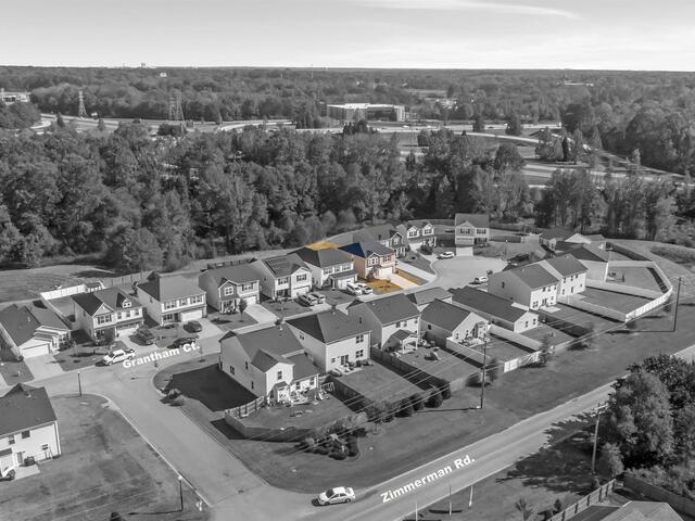 Photo of 445 Grantham Court