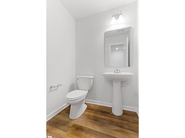 Photo of 445 Grantham Court