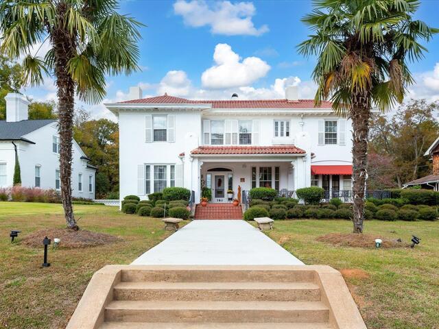 Photo of 780 W Main Street