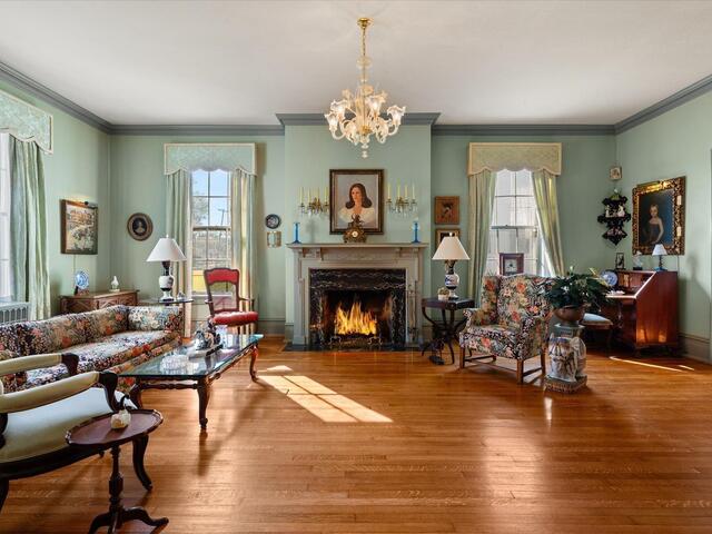 Photo of 780 W Main Street