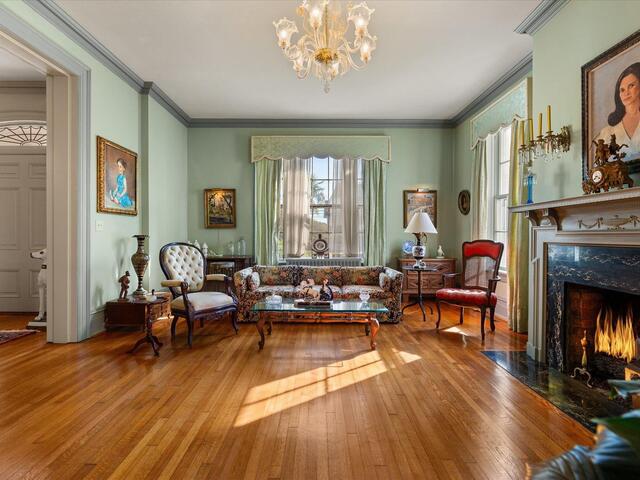 Photo of 780 W Main Street