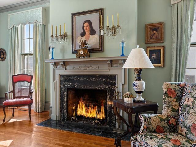 Photo of 780 W Main Street