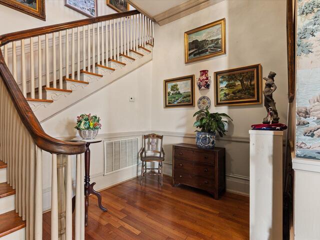 Photo of 780 W Main Street