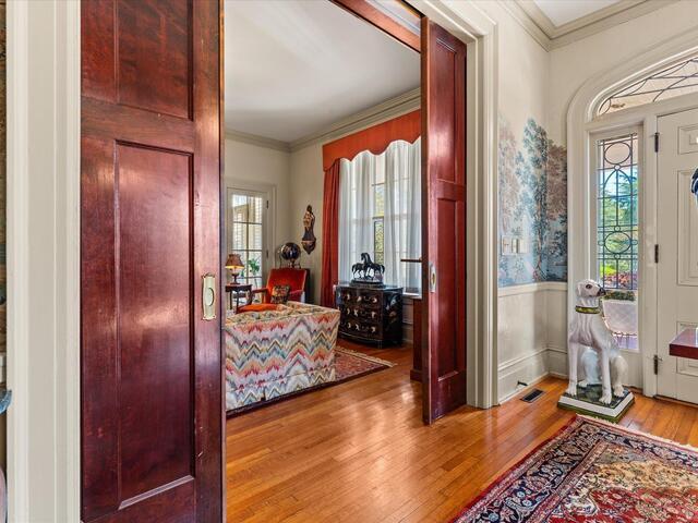 Photo of 780 W Main Street