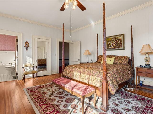 Photo of 780 W Main Street