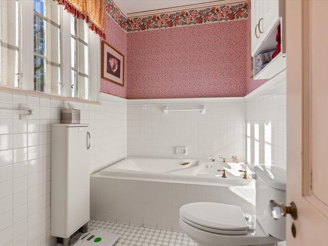 Photo of 780 W Main Street