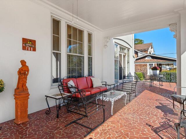 Photo of 780 W Main Street