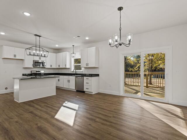 Photo of 207 Timberlane Road