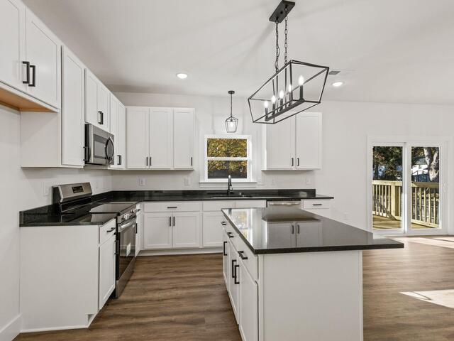 Photo of 207 Timberlane Road