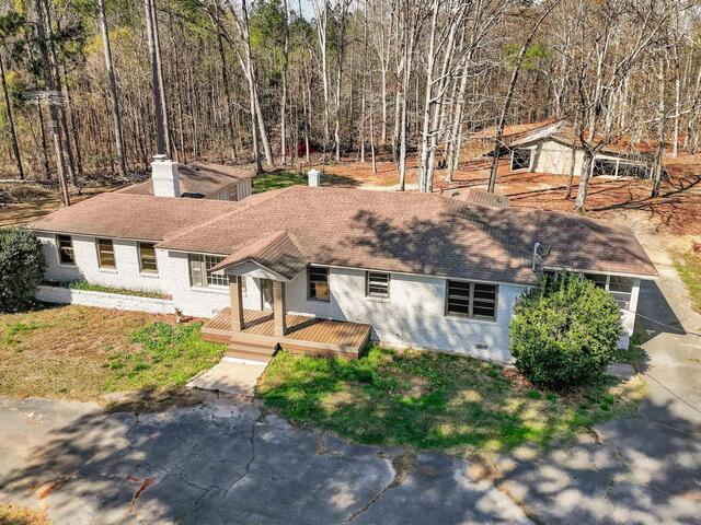 Photo of 612 Skippers Lodge Road