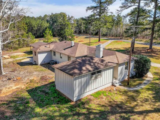 Photo of 612 Skippers Lodge Road