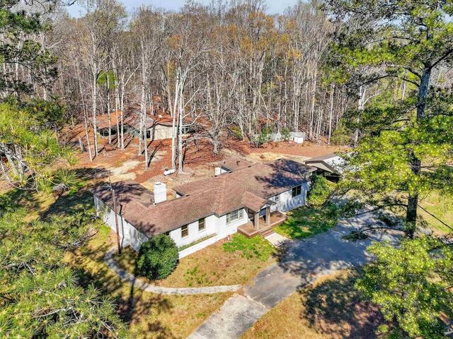 Photo of 612 Skippers Lodge Road