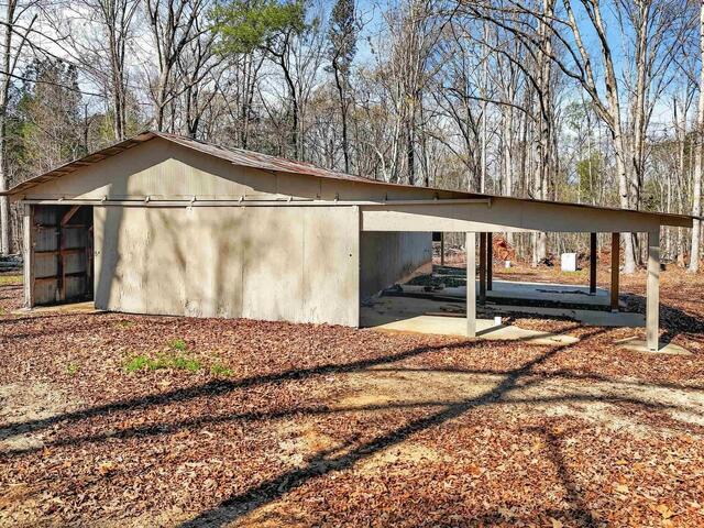 Photo of 612 Skippers Lodge Road