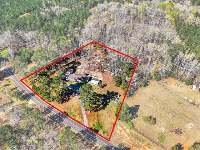 Photo of 612 Skippers Lodge Road