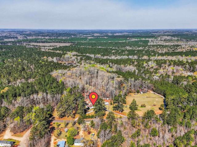 Photo of 612 Skippers Lodge Road