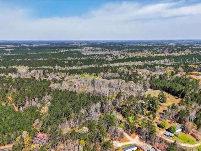 Photo of 612 Skippers Lodge Road