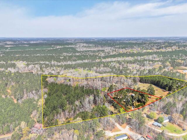 Photo of 612 Skippers Lodge Road