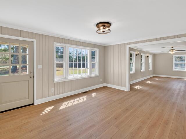 Photo of 612 Skippers Lodge Road