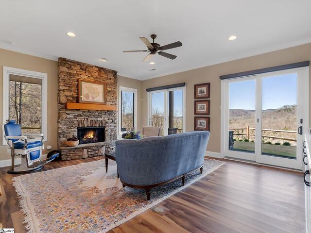 Photo of 7 Halfnoon Trail