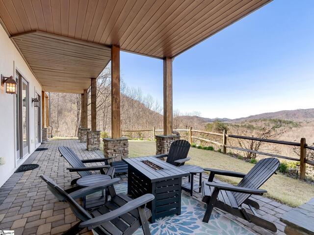 Photo of 7 Halfnoon Trail