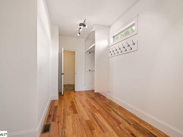 Photo of 306 E Faris Road