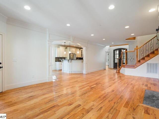 Photo of 306 E Faris Road