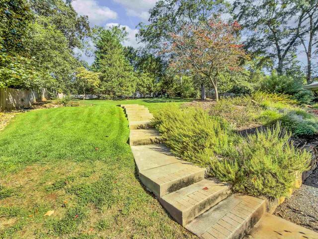 Photo of 138 Faris Circle