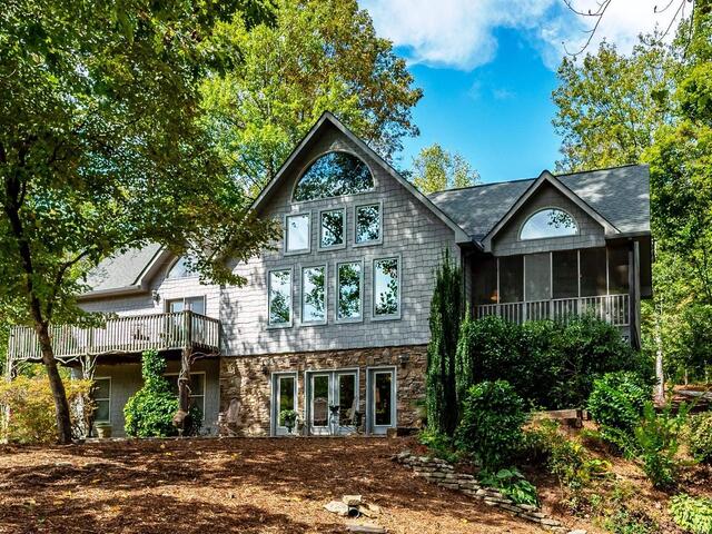 Photo of 2111 Moorefield Memorial Highway