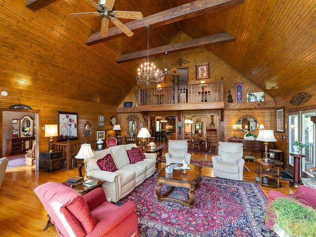 Photo of 2111 Moorefield Memorial Highway