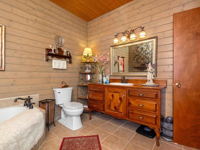 Photo of 2111 Moorefield Memorial Highway