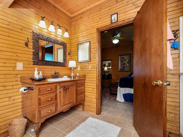 Photo of 2111 Moorefield Memorial Highway