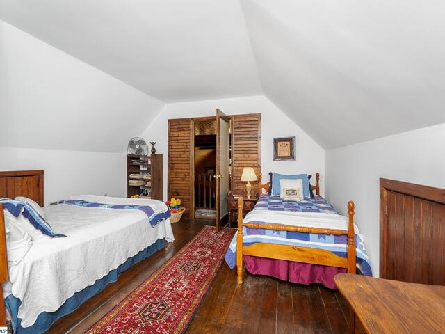 Photo of 2111 Moorefield Memorial Highway