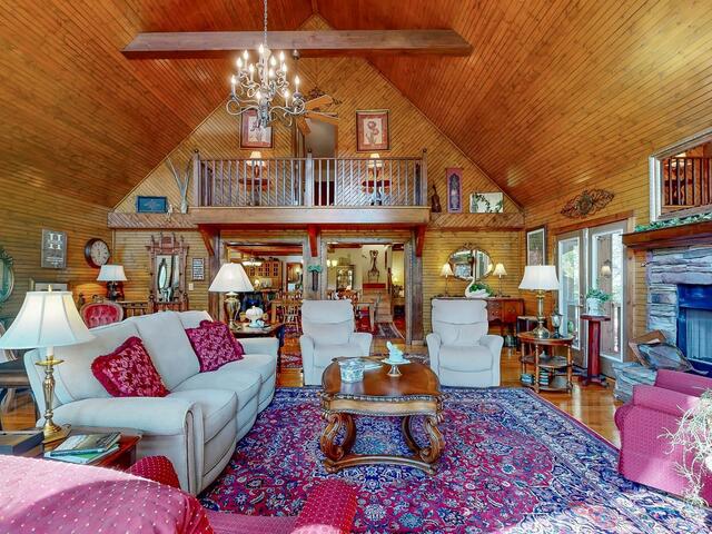 Photo of 2111 Moorefield Memorial Highway