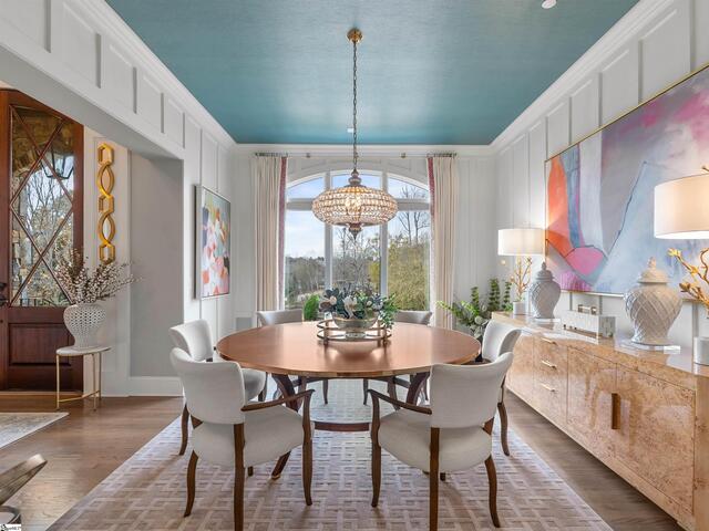 Photo of 100 Putney Bridge Road