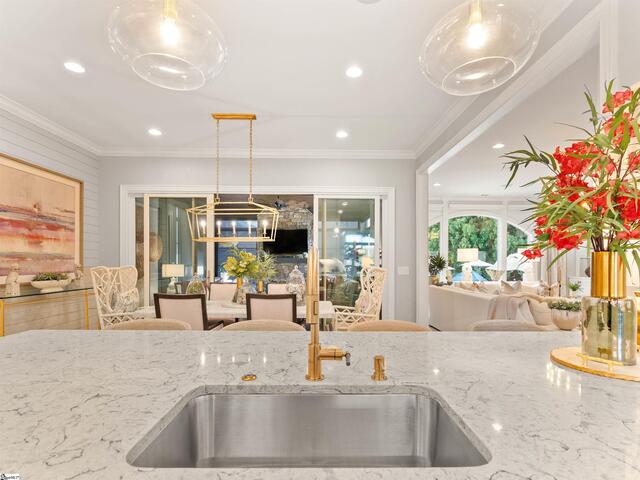 Photo of 100 Putney Bridge Road