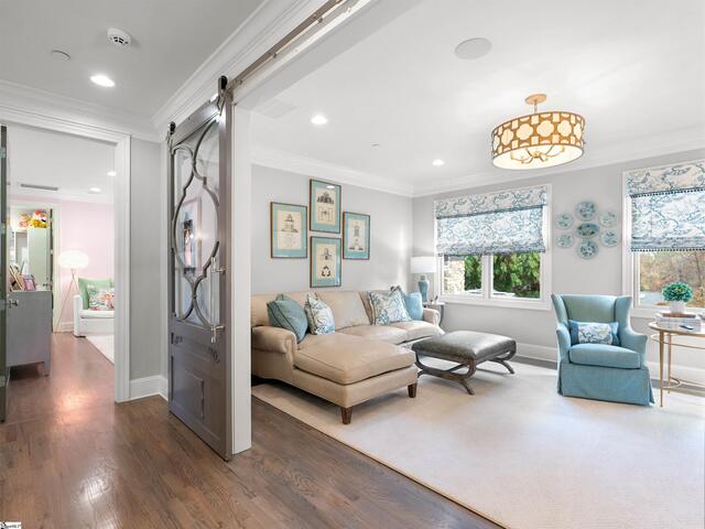 Photo of 100 Putney Bridge Road