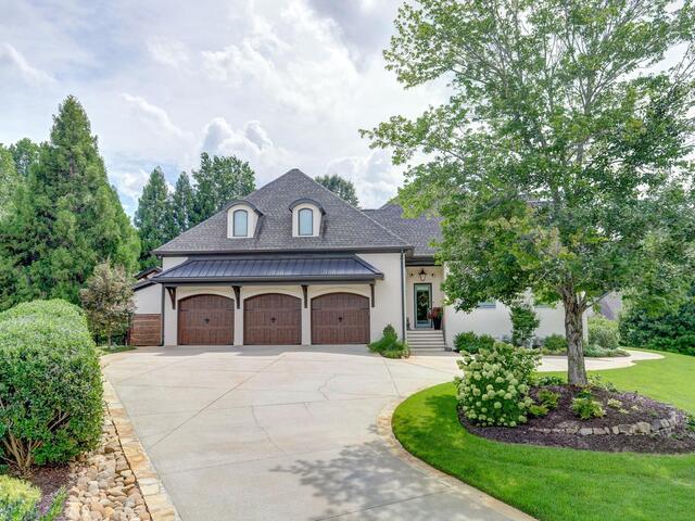 Photo of 100 Putney Bridge Road