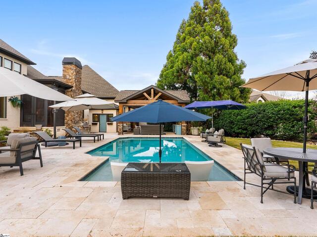 Photo of 100 Putney Bridge Road